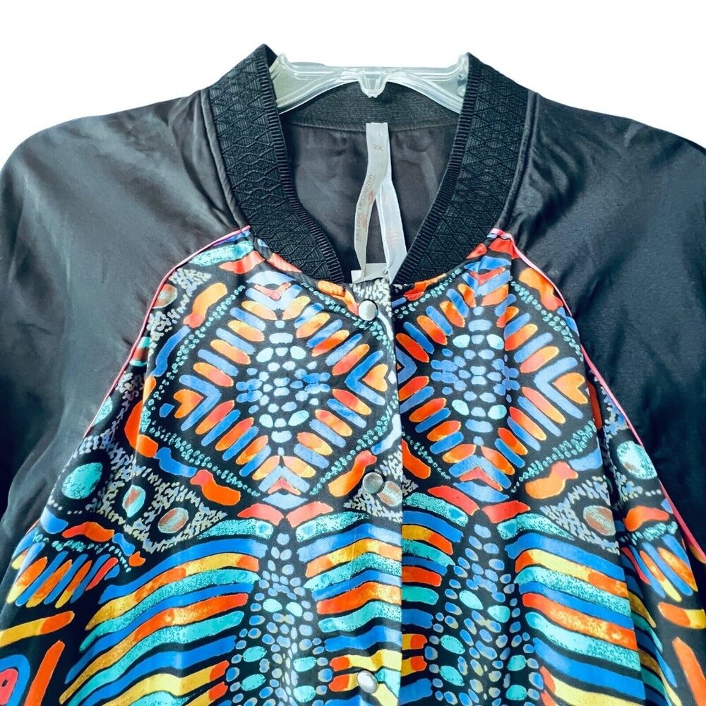NWT Melissa McCarthy Seven7 Bomber Jacket Sz 2X Reversible Colorful Abstract - Picture 3 of 16